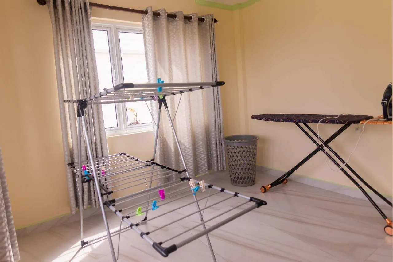 Azamat Self-Catering Apartment Pointe La Rue
